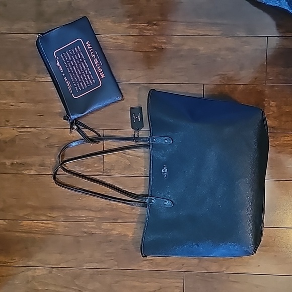 Coach x Keith Haring Reversible City Tote EUC! - Picture 11 of 15